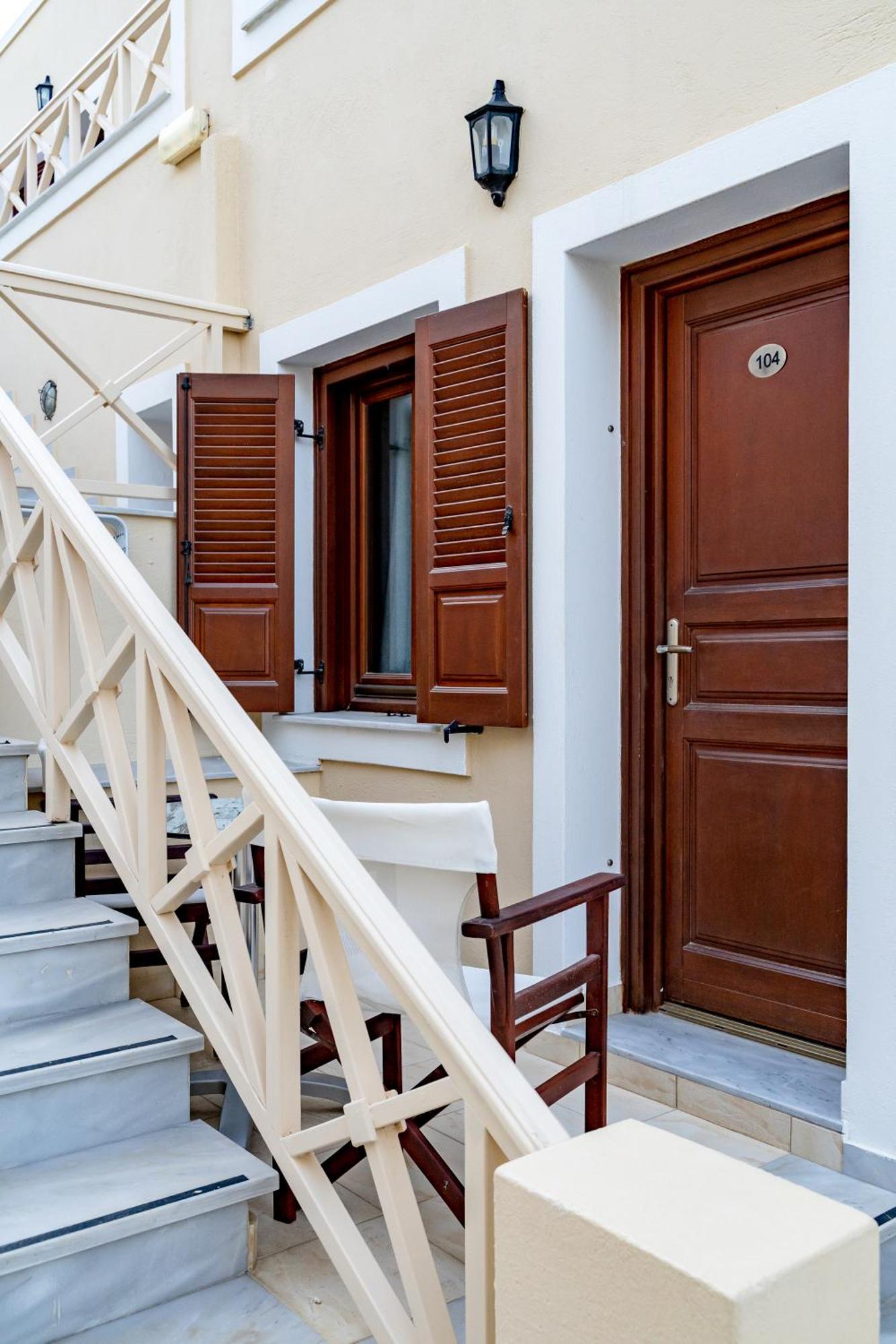 Hotel Chez Sophie 3*